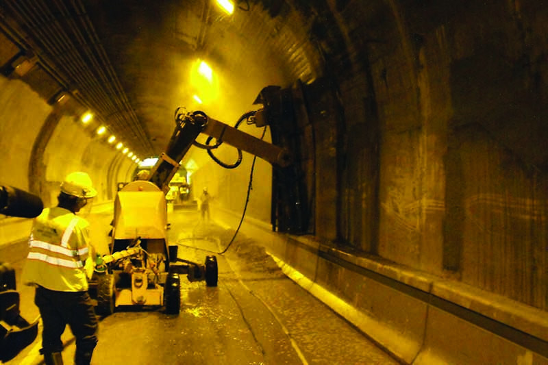 Conjet hydrodemolition surface prep robots