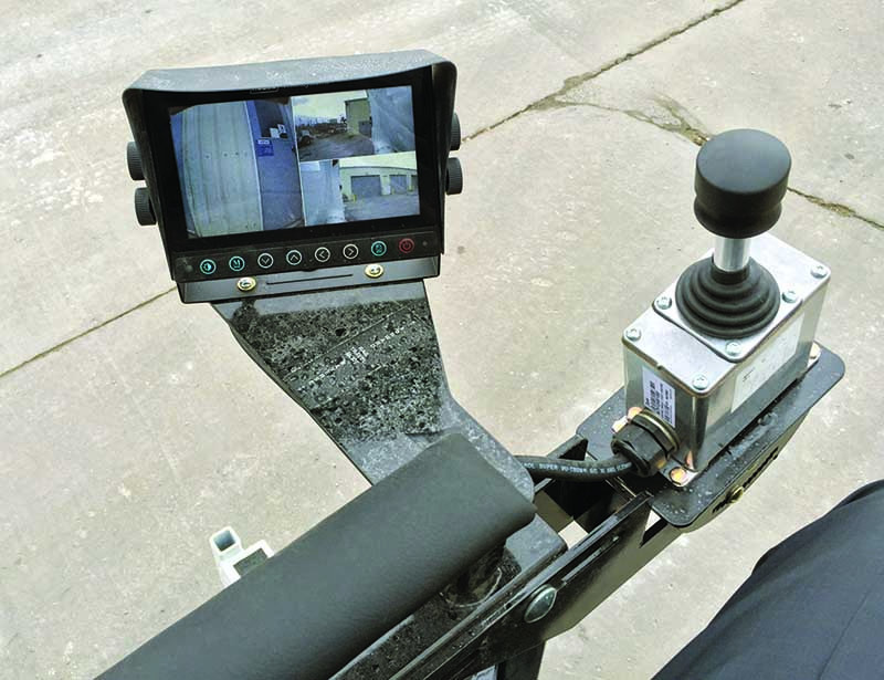 Guzzler vacuum loader camera system
