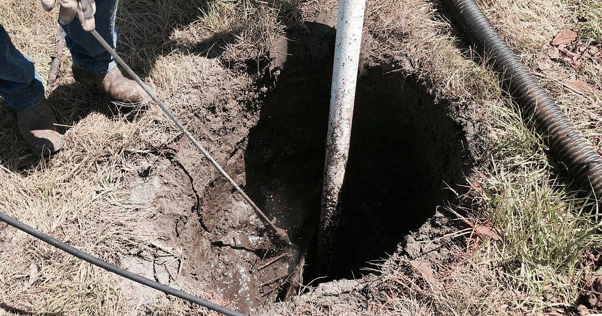 Using a Vacuum Excavator for Digging Sign Post Holes | Dig Different