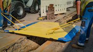 Oxford Plastics Low Pro 23 05 Road Plate Goes Global