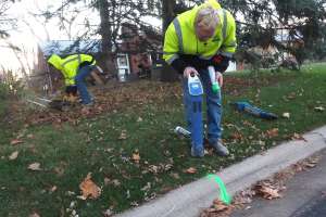 Image locating underground damage