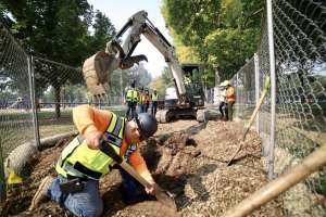 Construction shovel jobsite