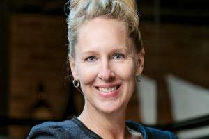 DIG0121 Smart Business liz uram