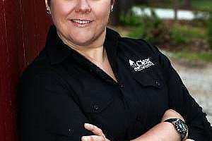 Anja Smith Img 3336 Medium