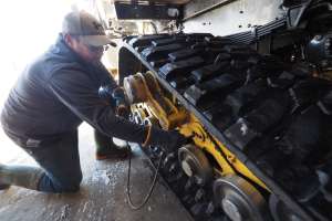 Busy02 241216 212733