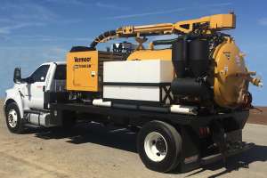 Eco75 800 air with boom