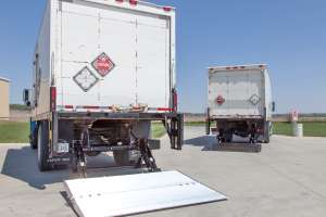 Tommy gate tuckunder 171208 105018